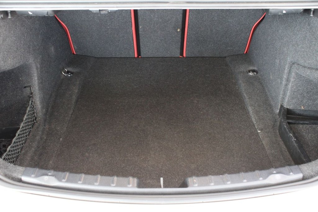 Used BMW 3 Series 2018 for sale - 77231403: Photo 38