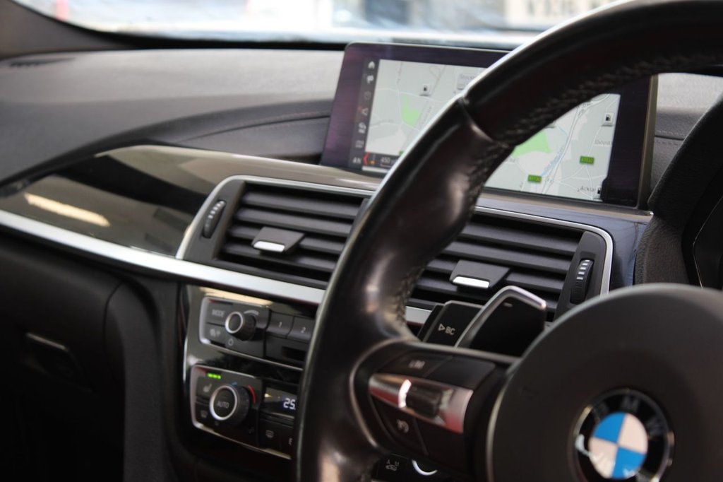 Used BMW 3 Series 2018 for sale - 77231403: Photo 42