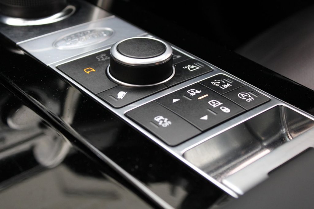 Used Land Rover Discovery 2018 for sale - 77231404: Photo 35