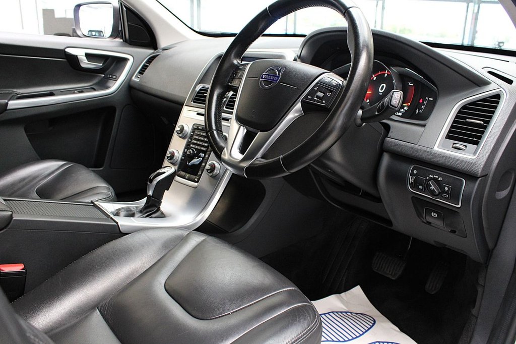 Used Volvo XC60 2017 for sale - 77507765: Photo 44