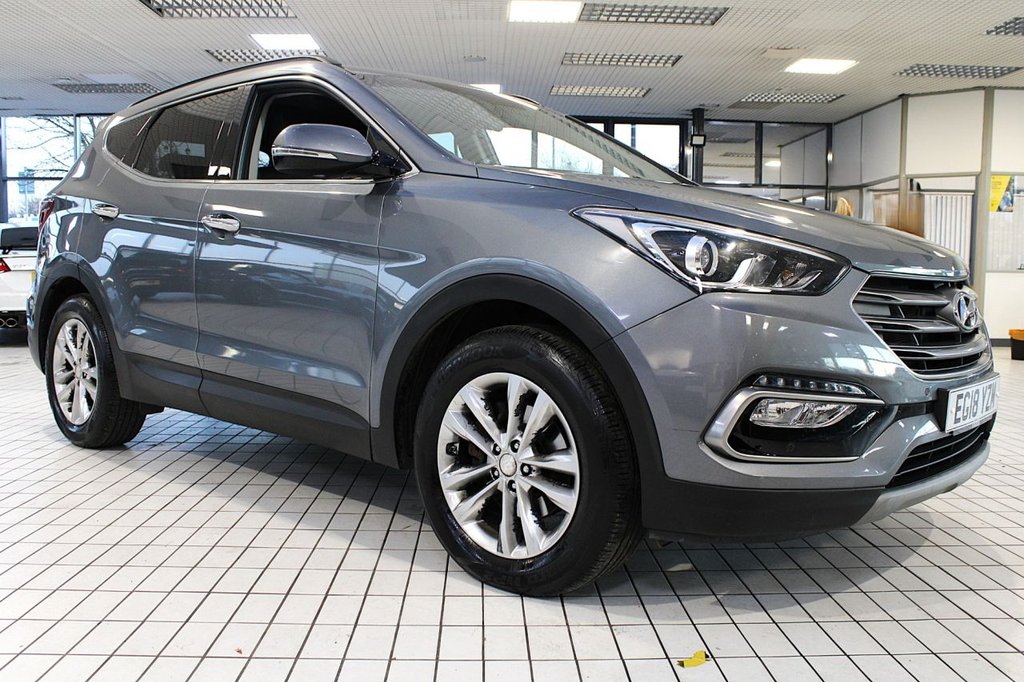 Used Hyundai Santa Fe 2018 for sale - 77231454: Photo 10