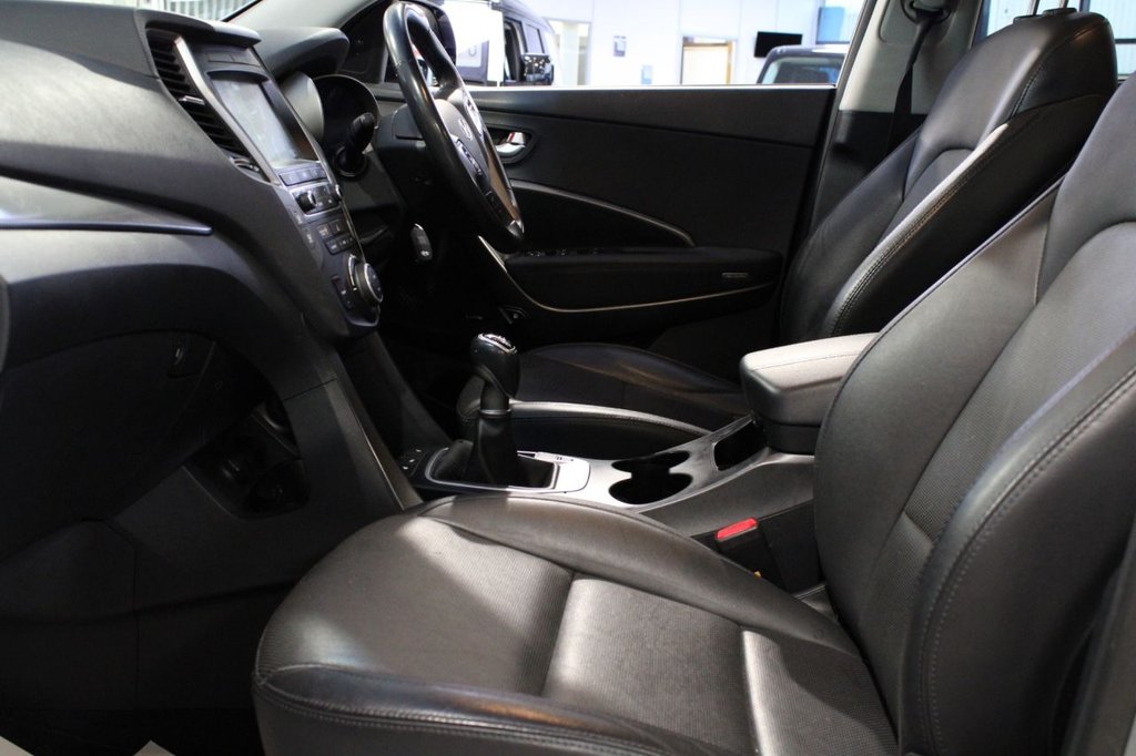 Used Hyundai Santa Fe 2018 for sale - 77231454: Photo 22