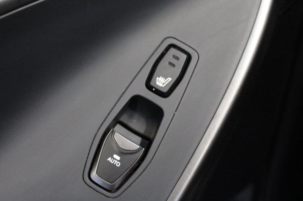 Used Hyundai Santa Fe 2018 for sale - 77231454: Photo 27