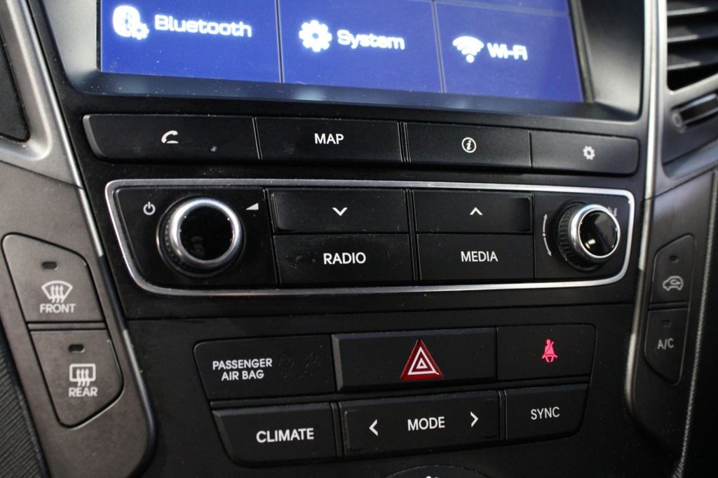 Used Hyundai Santa Fe 2018 for sale - 77231454: Photo 32