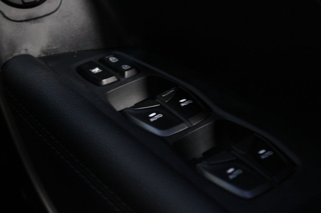 Used Hyundai Santa Fe 2018 for sale - 77231454: Photo 40