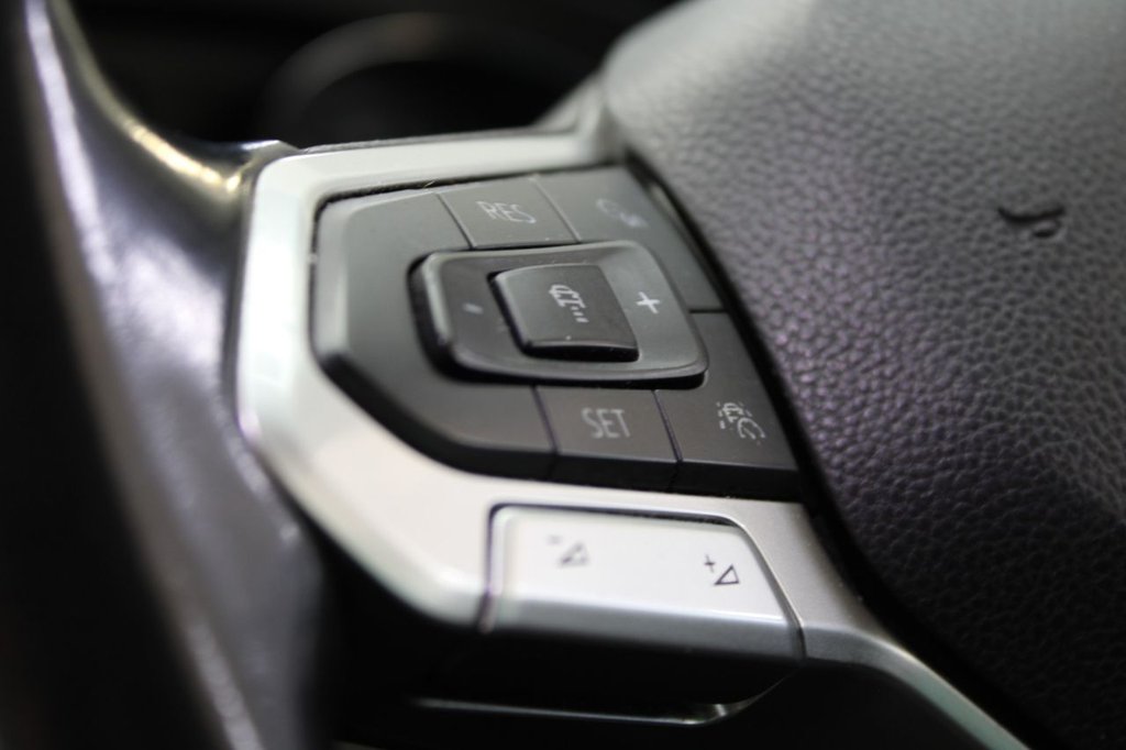 Used Volkswagen Passat 2020 for sale - 77231452: Photo 32