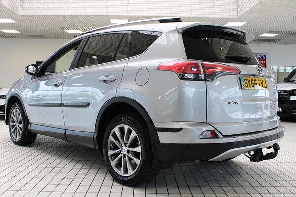 Used Toyota RAV4 2016 for sale - 76173088: Photo 17