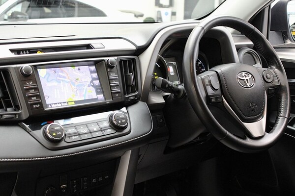 Used Toyota RAV4 2016 for sale - 76173088: Photo 24
