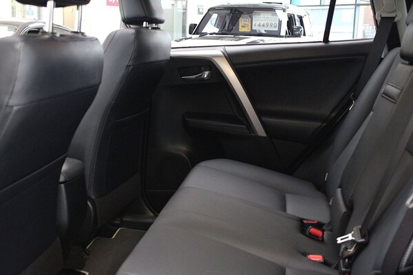 Used Toyota RAV4 2016 for sale - 76173088: Photo 25