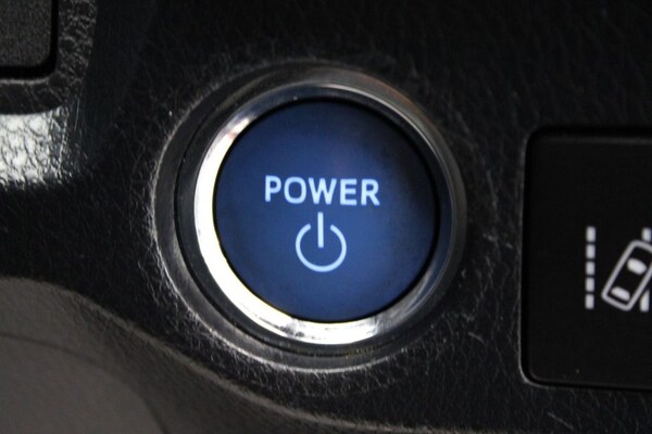 Used Toyota RAV4 2016 for sale - 76173088: Photo 47