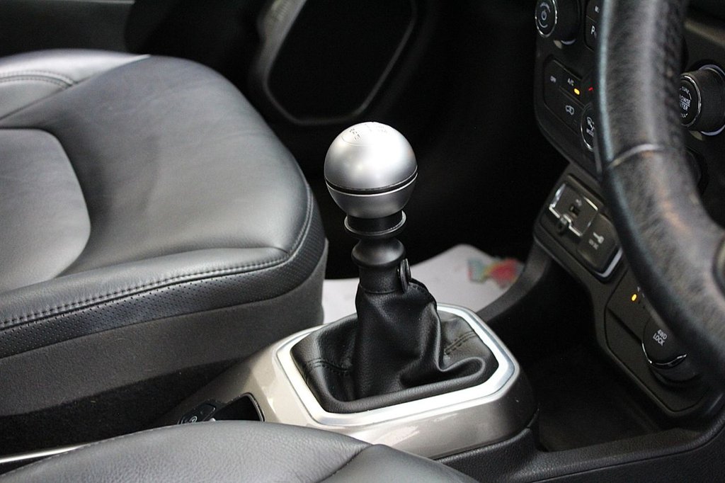 Used Jeep Renegade 2018 for sale - 77719770: Photo 45