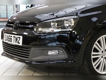 Used Volkswagen Polo 2016 for sale - 77621202: Photo