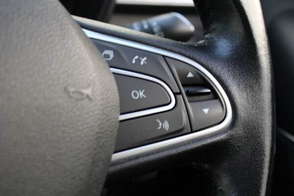 Used Renault Kadjar 2017 for sale - 76029259: Photo 38