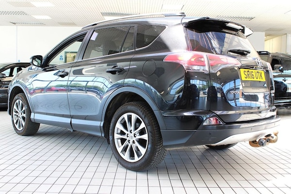 Used Toyota RAV4 2016 for sale - 75689395: Photo 16