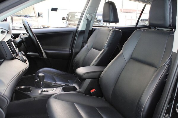 Used Toyota RAV4 2016 for sale - 75689395: Photo 20