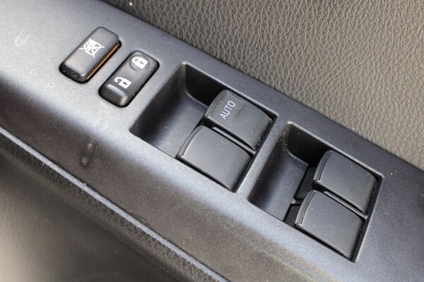 Used Toyota RAV4 2016 for sale - 75689395: Photo 38