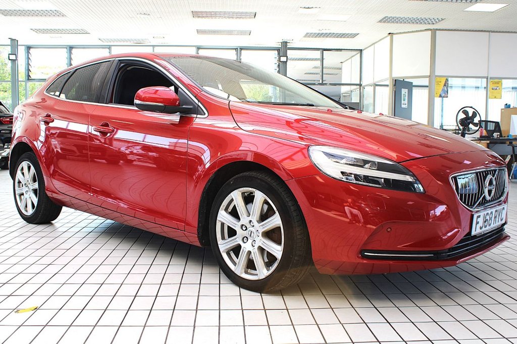 Used Volvo V40 2018 for sale - 77507048: Photo 11