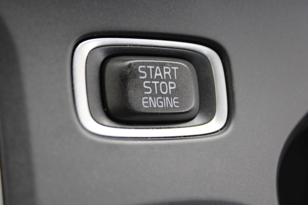 Used Volvo V40 2018 for sale - 77507048: Photo 33