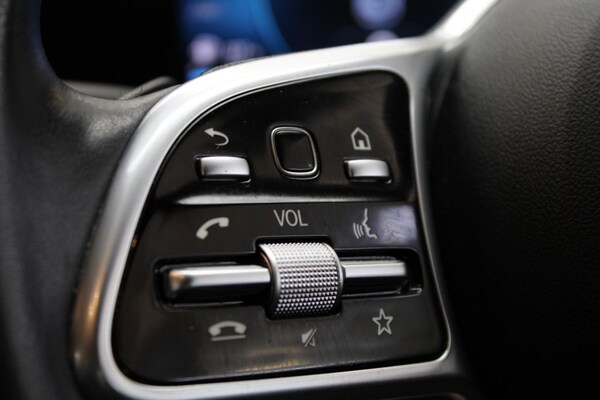 Used Mercedes-Benz A-Class 2020 for sale - 75689398: Photo 45
