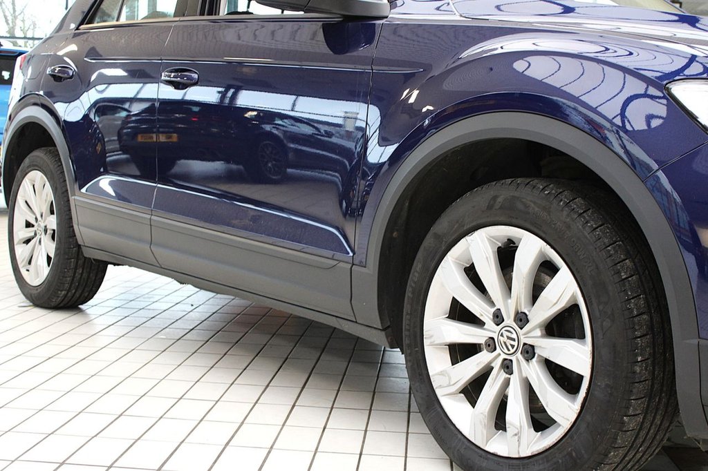 Used Volkswagen T-Roc 2019 for sale - 77241754: Photo 10