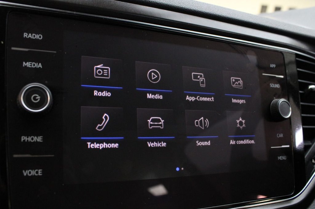 Used Volkswagen T-Roc 2019 for sale - 77241754: Photo 29