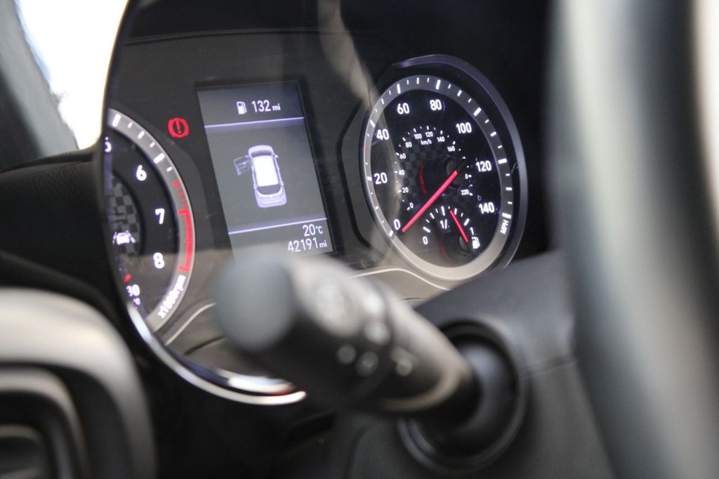 Used Hyundai i10 2023 for sale - 77231435: Photo 35