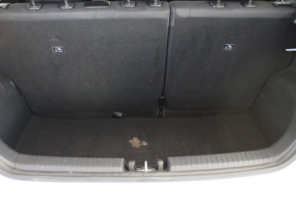 Used Hyundai i10 2023 for sale - 77231435: Photo 37