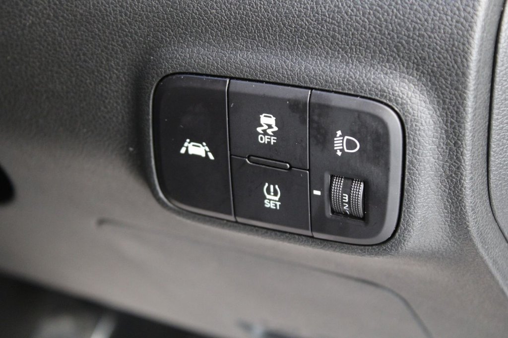 Used Hyundai i10 2023 for sale - 77231435: Photo 41