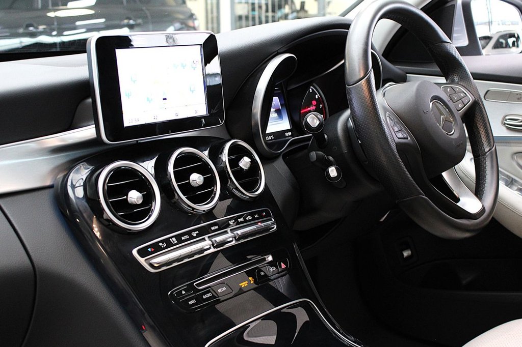 Used Mercedes-Benz C Class 2015 for sale - 77231430: Photo 25