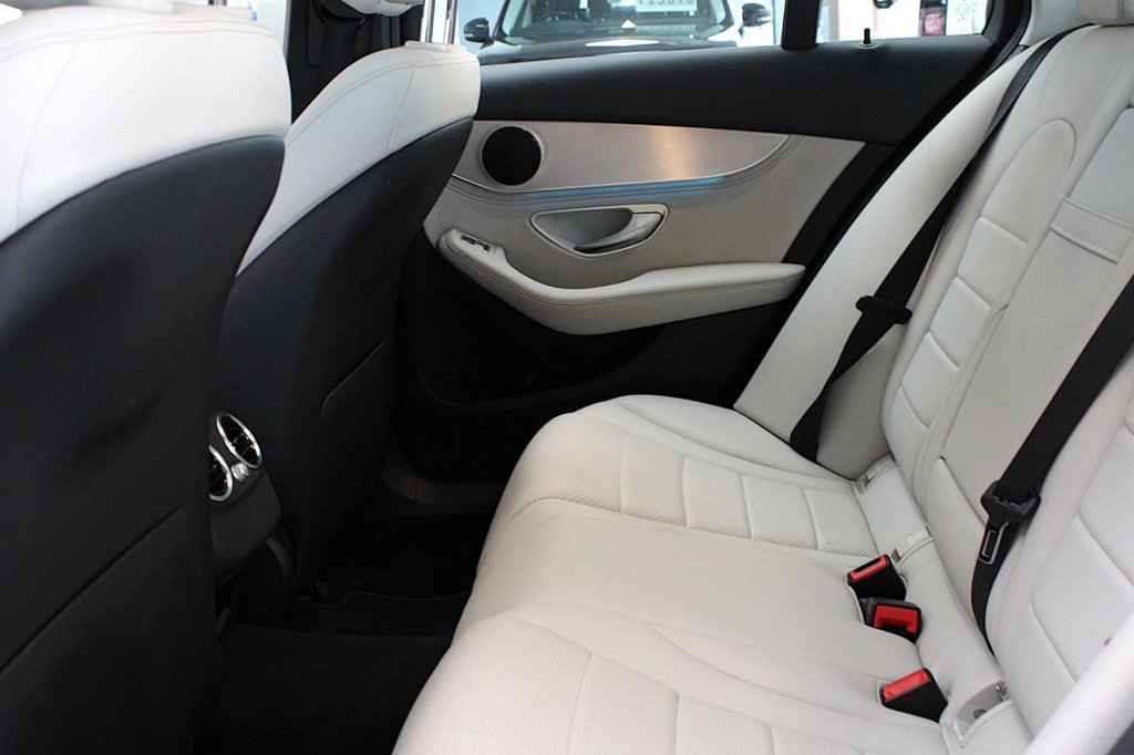 Used Mercedes-Benz C Class 2015 for sale - 77231430: Photo 26