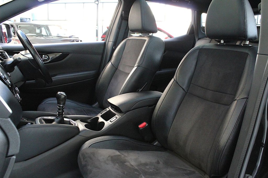 Used Nissan Qashqai 2017 for sale - 77547566: Photo 23