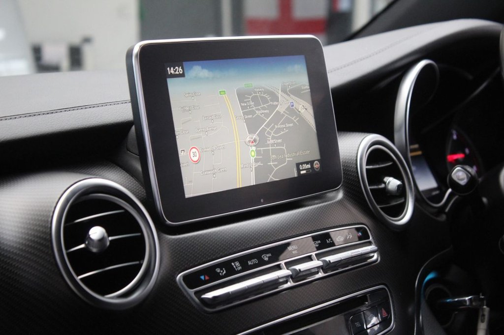 Used Mercedes-Benz V-Class 2017 for sale - 78002840: Photo 29