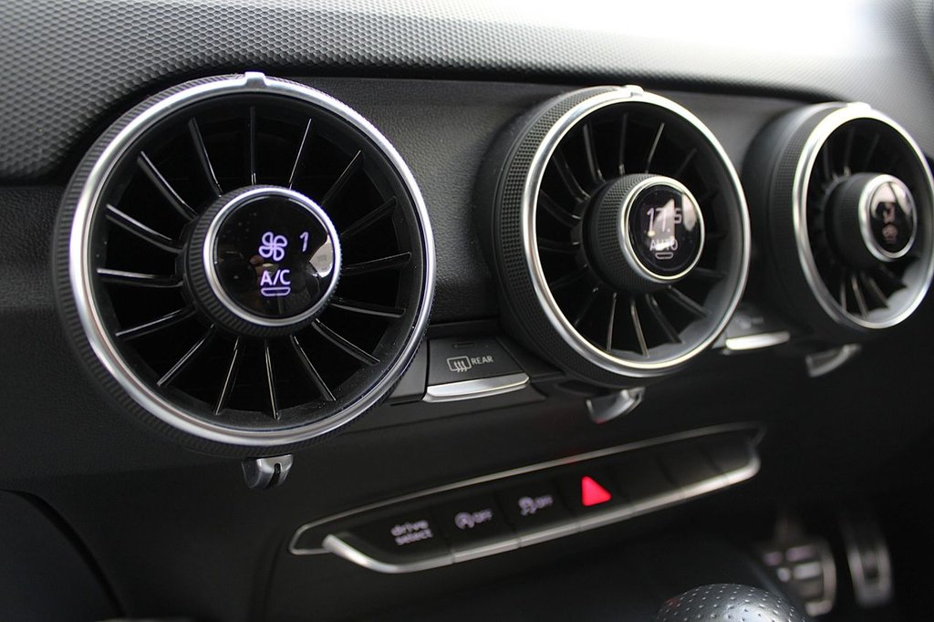 Used Audi TT 2021 for sale - 77952569: Photo 29