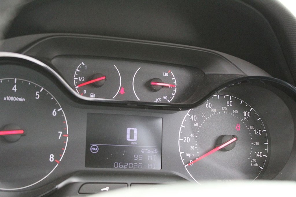 Used Vauxhall Crossland X 2018 for sale - 77952624: Photo 24