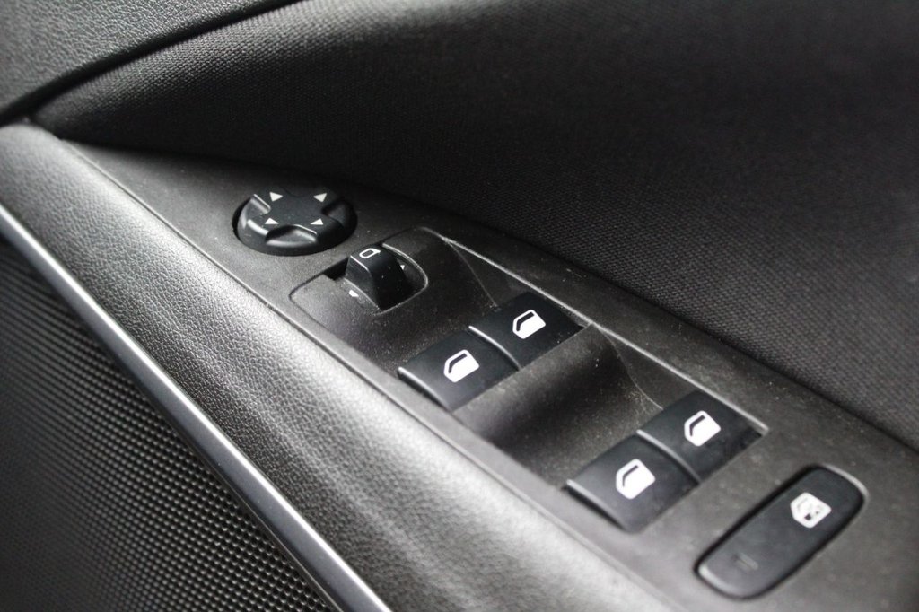 Used Vauxhall Crossland X 2018 for sale - 77952624: Photo 25