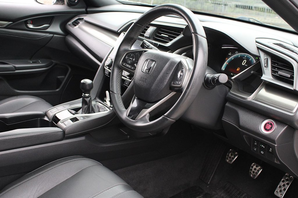 Used Honda Civic 2017 for sale - 76132163: Photo 25