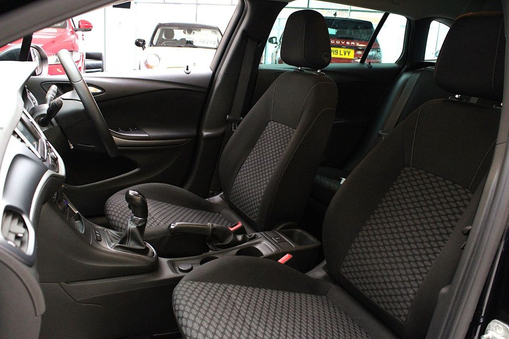 Used Vauxhall Astra 2018 for sale - 77276380: Photo 23