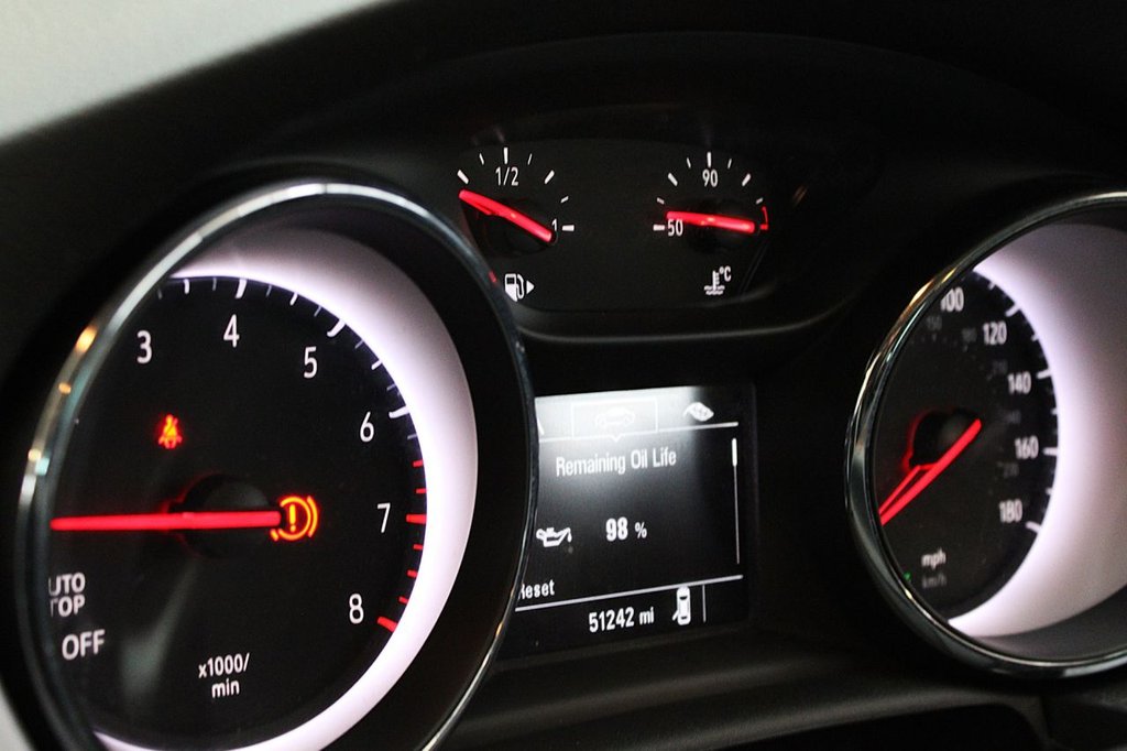 Used Vauxhall Astra 2018 for sale - 77276380: Photo 38