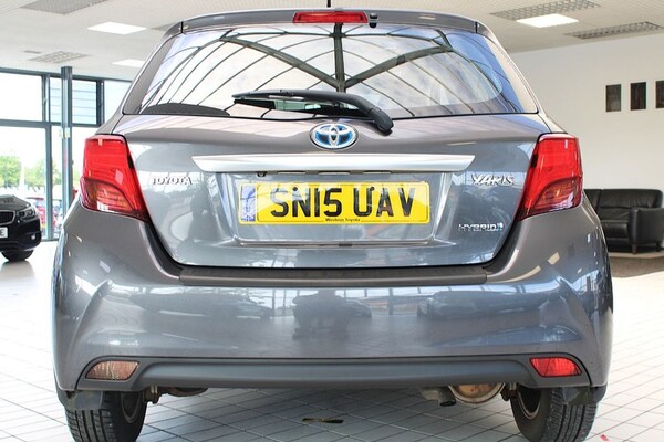 Used Toyota Yaris 2015 for sale - 75689397: Photo 16