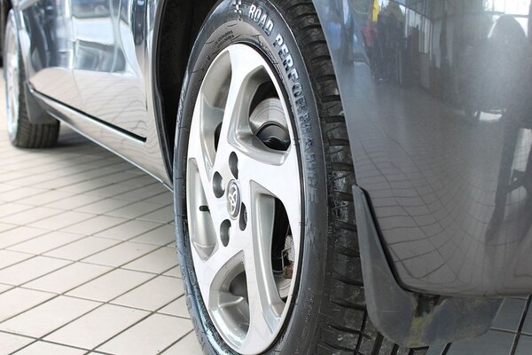 Used Toyota Yaris 2015 for sale - 75689397: Photo 20