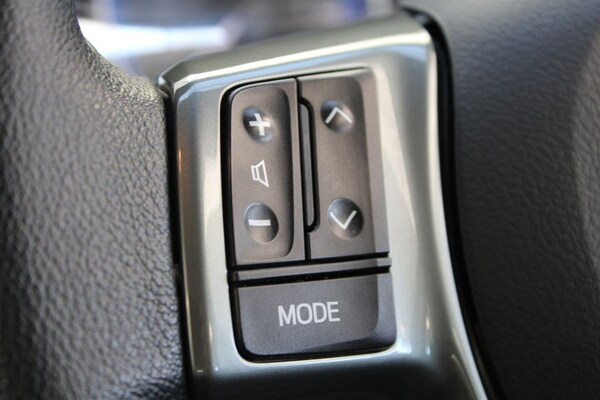 Used Toyota Yaris 2015 for sale - 75689397: Photo 35