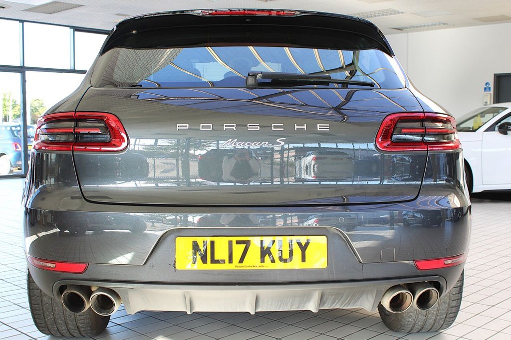 Used Porsche Macan 2017 for sale - 77231402: Photo 16