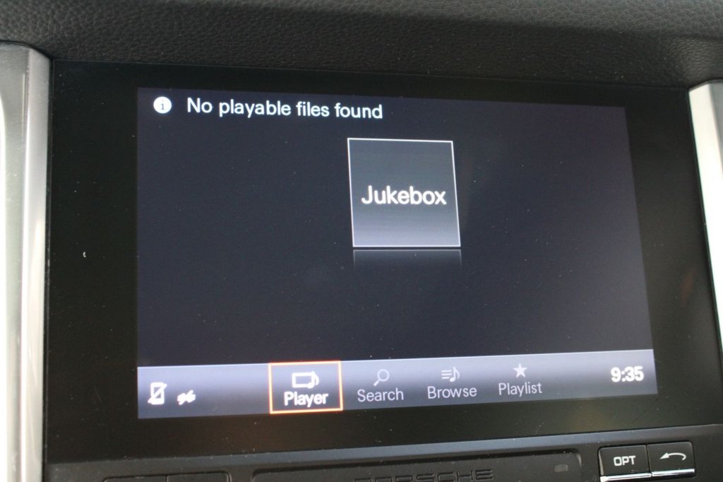 Used Porsche Macan 2017 for sale - 77231402: Photo 32