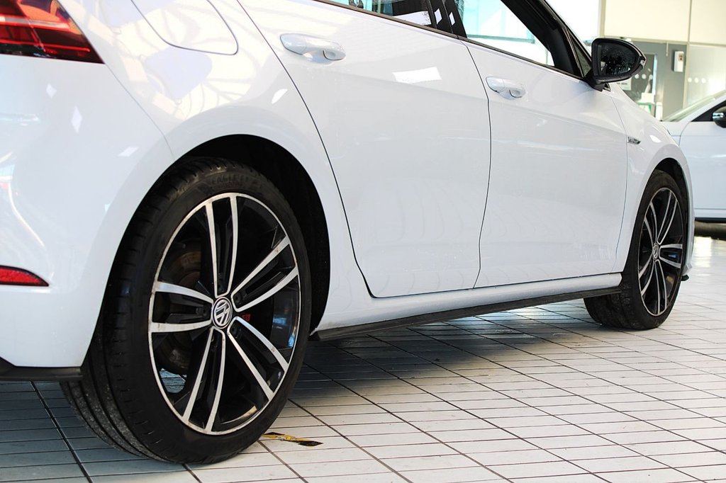 Used Volkswagen Golf 2017 for sale - 77226687: Photo 15