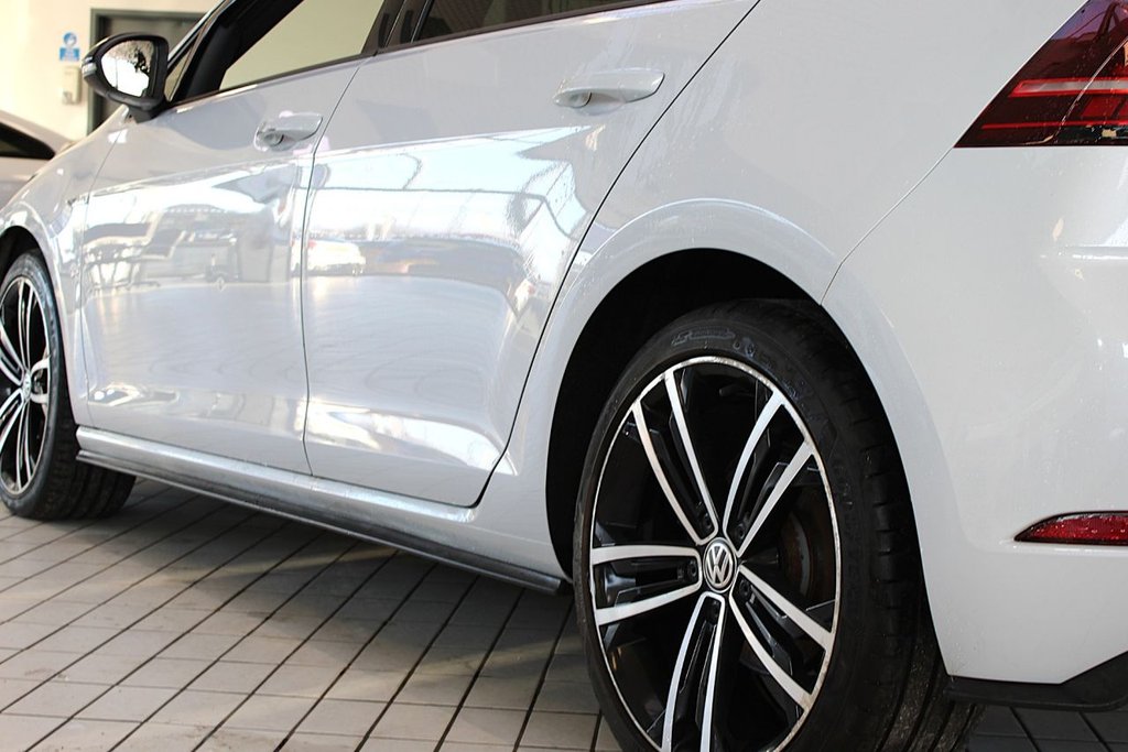 Used Volkswagen Golf 2017 for sale - 77226687: Photo 20