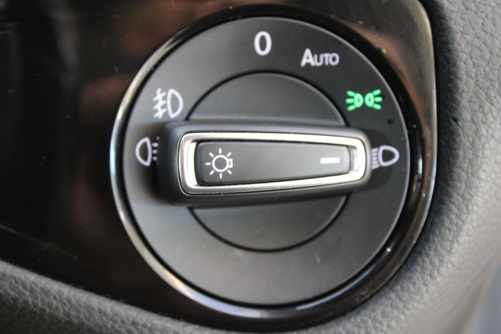 Used Volkswagen Golf 2017 for sale - 77226687: Photo 50