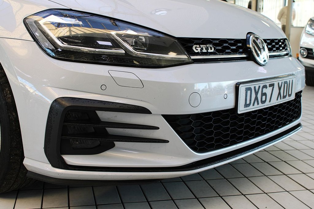 Used Volkswagen Golf 2017 for sale - 77226687: Photo 9