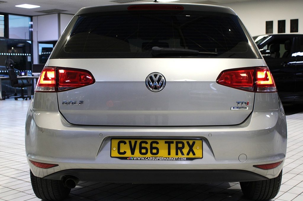 Used Volkswagen Golf 2016 for sale - 77231439: Photo 16