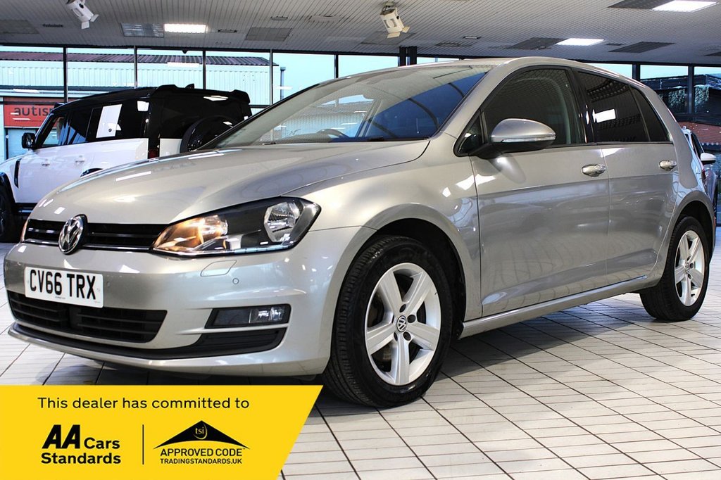 Used Volkswagen Golf 2016 for sale - 77231439: Photo 2