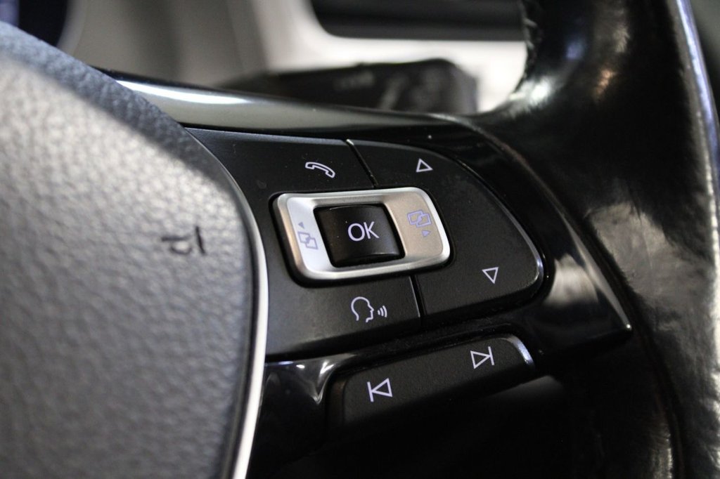 Used Volkswagen Golf 2016 for sale - 77231439: Photo 39